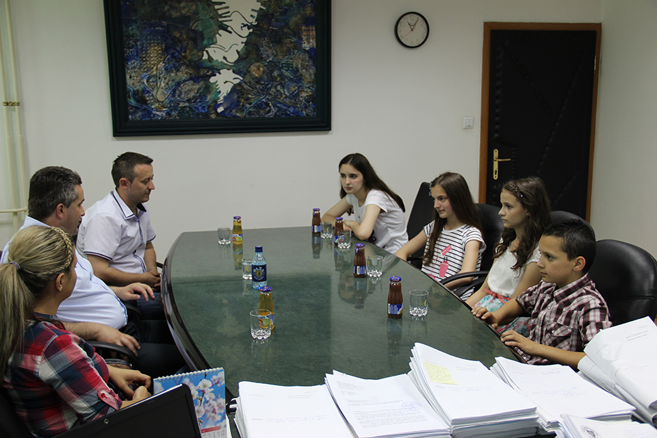 BUŽIMLJANKA ODOBAŠIĆ MEDINA DRUGA NA DRŽAVNOM TAKMIČENJU NAUČNO-TEHNIČKOG STVARALAŠTVA