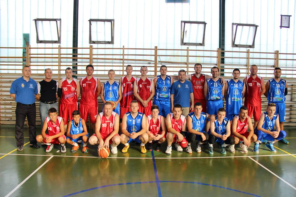 ODIGRANA REVIJALNA KOŠARKAŠKA UTAKMICA