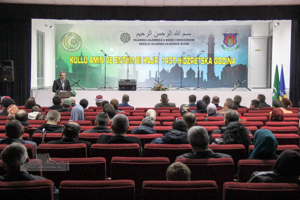 SVEČANIM PROGRAMOM OBILJEŽENA NOVA HIDŽRETSKA 1437. GODINA