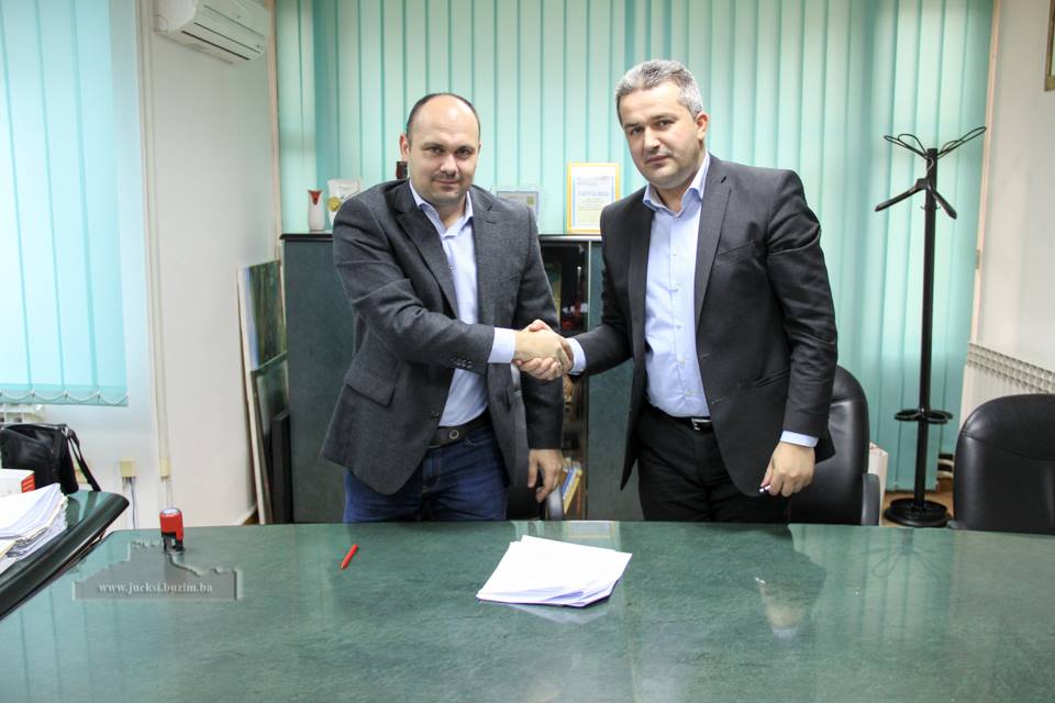 POTPISAN UGOVOR ZA ZIMSKO ODRŽAVANJE PUTEVA