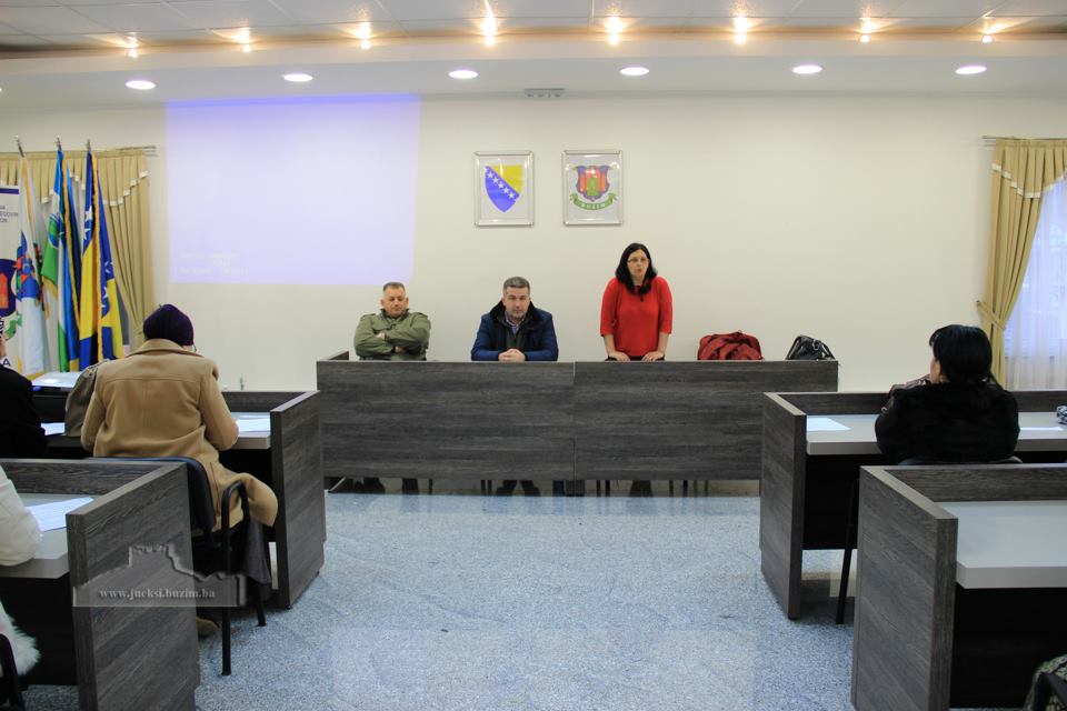 OPĆINA BUŽIM DODIJELILA JOŠ  17 PLASTENIKA ZA NEZAPOSLENE