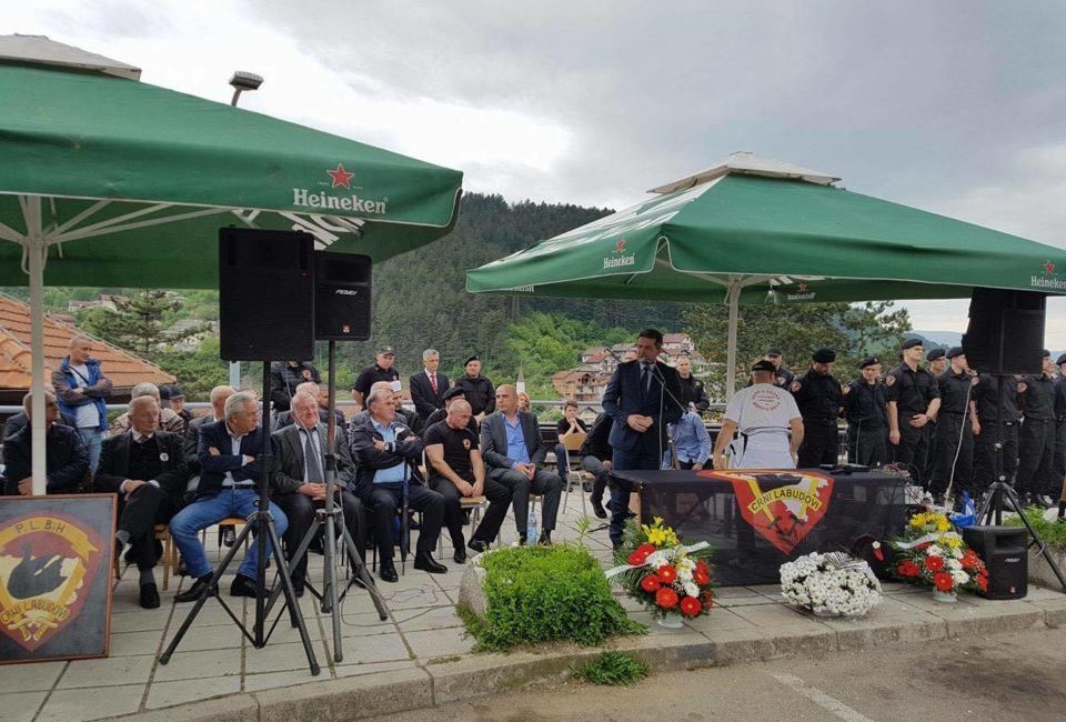 NAČELNIK BUNIĆ NA OBILJEŽAVANJU GODIŠNJICE „CRNIH LABUDOVA“ U KONJICU