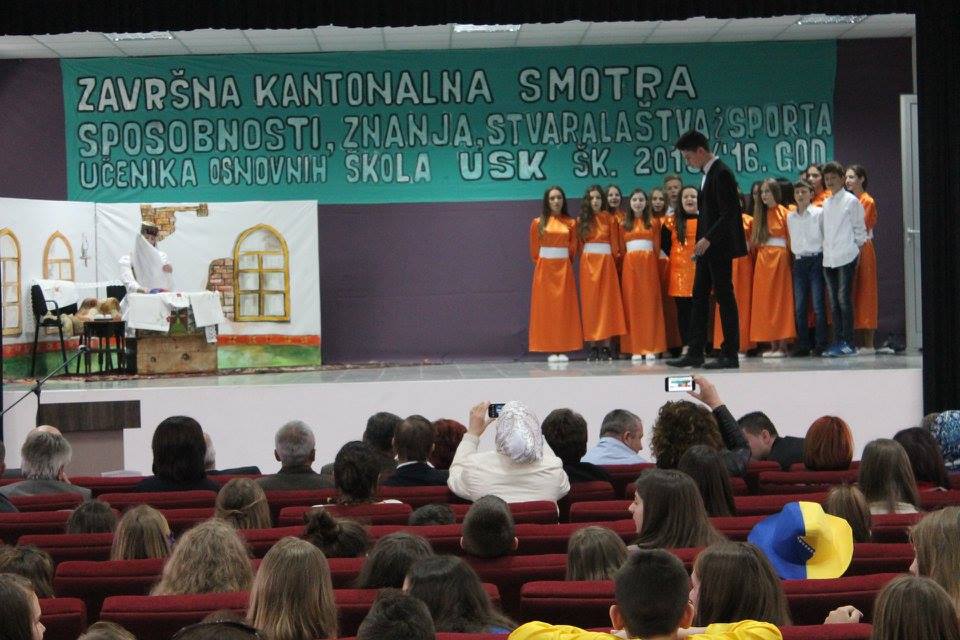 ODRŽANA KANTONALNA SMOTRA SPOSOBNOSTI, ZNANJA I STVARALAŠTVA U BUŽIMU