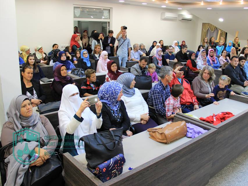 OTVORENA IZLOŽBA ISLAMSKE KALIGRAFIJE AUTORICE AIŠE BOSNIĆ