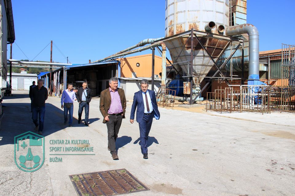 NAČELNIK BUNIĆ POSJETIO FIRMU “ARKADA ŽEPČE” PJ “BUŽIM”