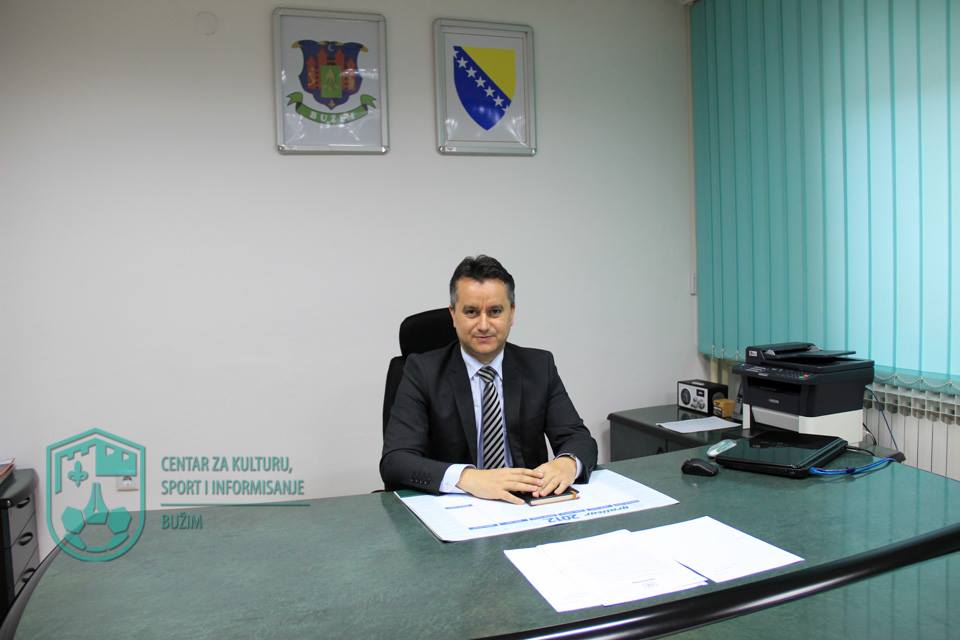 NOVOIZABRANI NAČELNIK OPĆINE BUŽIM ZIKRIJA DURAKOVIĆ PREUZEO DUŽNOST (VIDEO)