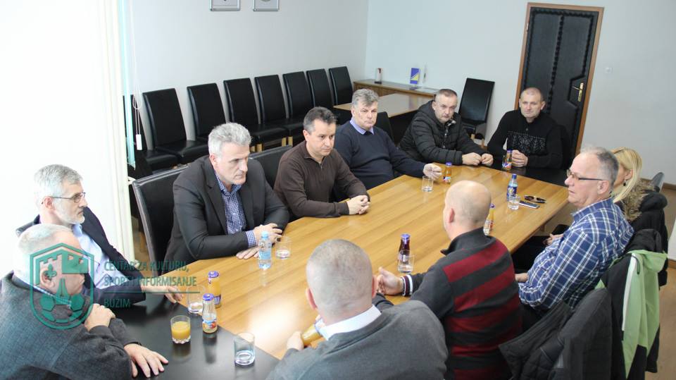 DELEGACIJA FEDERALNOG MINISTARSTVA ZA PITANJE BORACA I DOBITNIKA NAVIŠIH RATNIH ODLIKOVANJA I PRIZNANJA POSJETILI BUŽIM