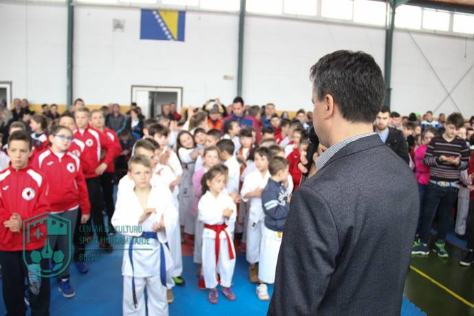 VIII KANTONALNIM KARATE TURNIROM OTPOČELO OBILJEŽAVANJE DANA OPĆINE BUŽIM