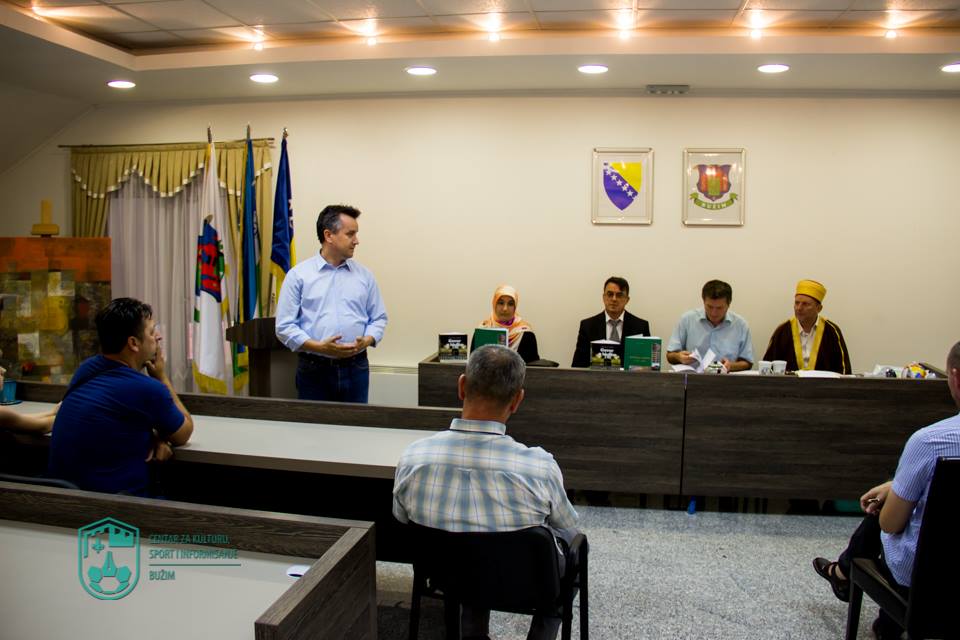 PROMOVISANA KNJIGA “GOVOR O HADŽDŽU“  AUTORA NIJAZA EF. HADŽIĆA