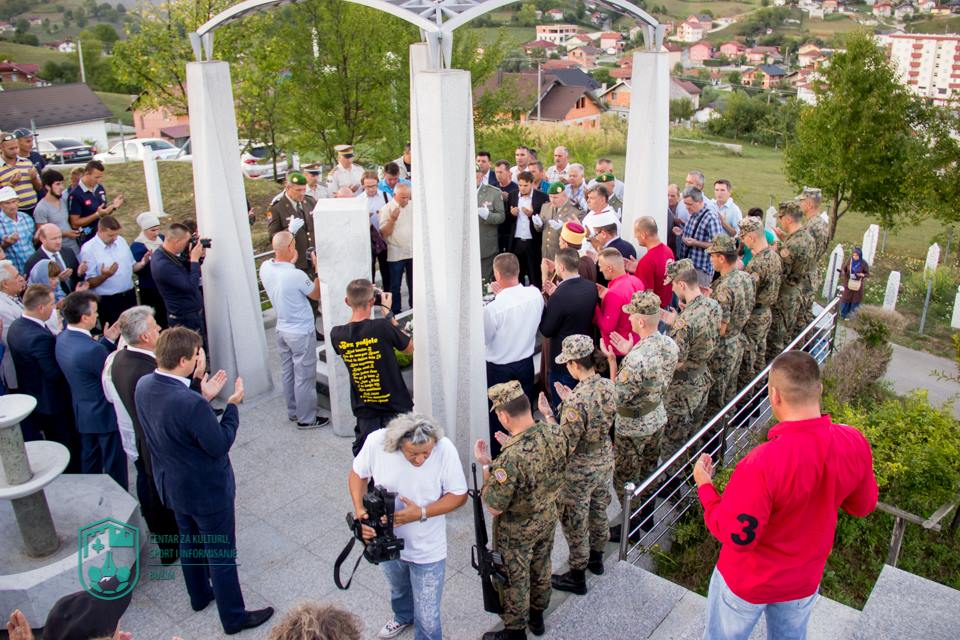 ZAVRŠENA OVOGODIŠNJA MANIFESTACIJA “SLOBODARSKI DANI VITEŠKOG GRADA BUŽIMA” (FOTO+VIDEO)
