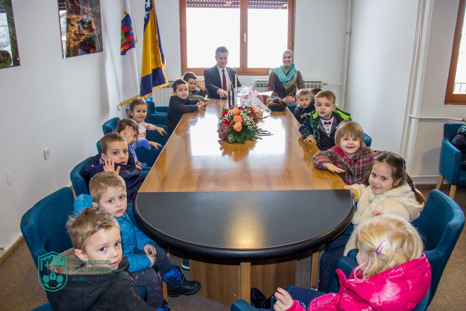 MALIŠANI DJEČIJEG VRTIĆA POSJETILI OPĆINSKOG NAČELNIKA