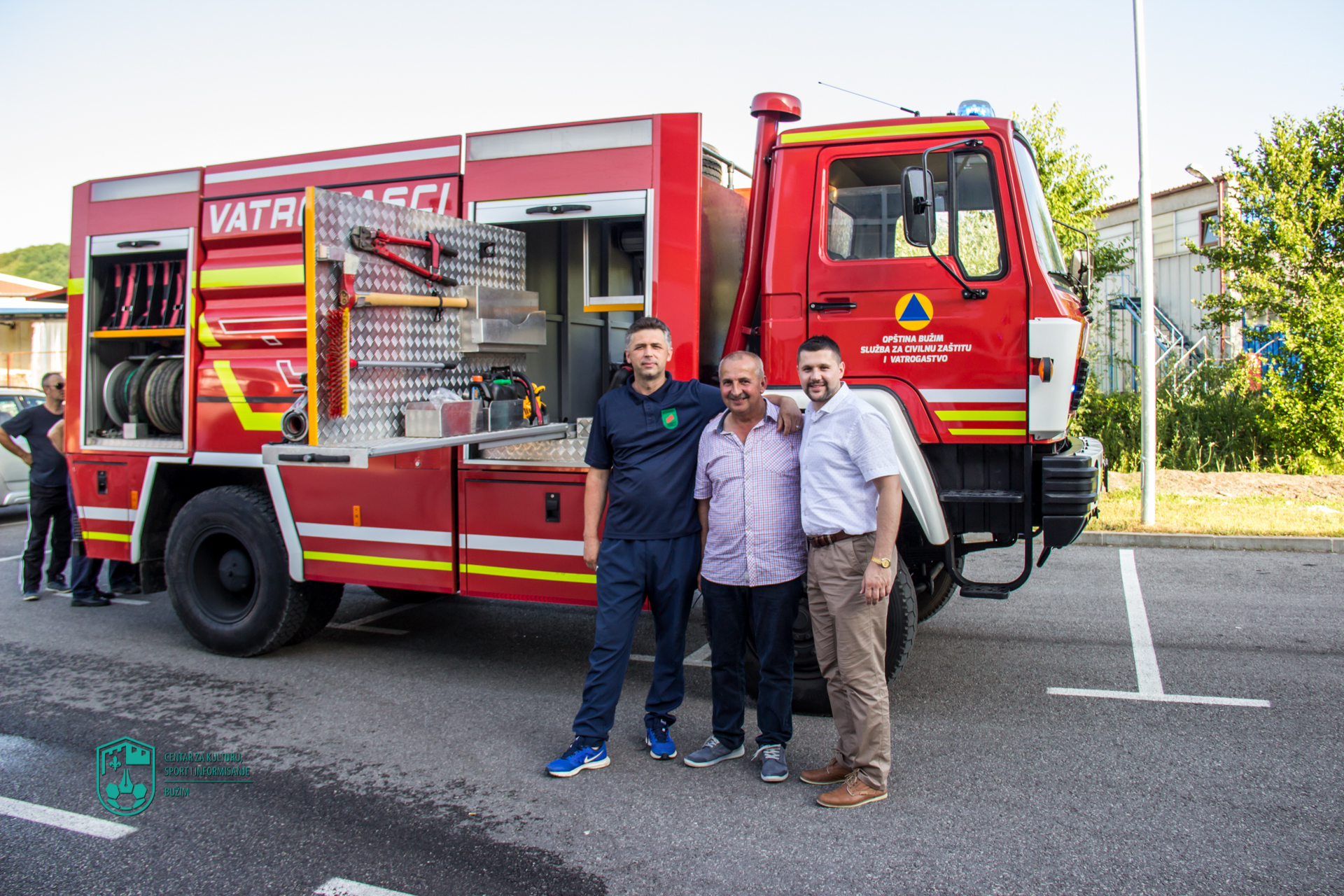 BUŽIM KONAČNO DOBIO ADEKVATNO VATROGASNO VOZILO