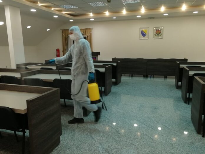 IZVRŠENA DEZINFEKCIJA ZGRADE OPĆINE BUŽIM I JAVNIH USTANOVA