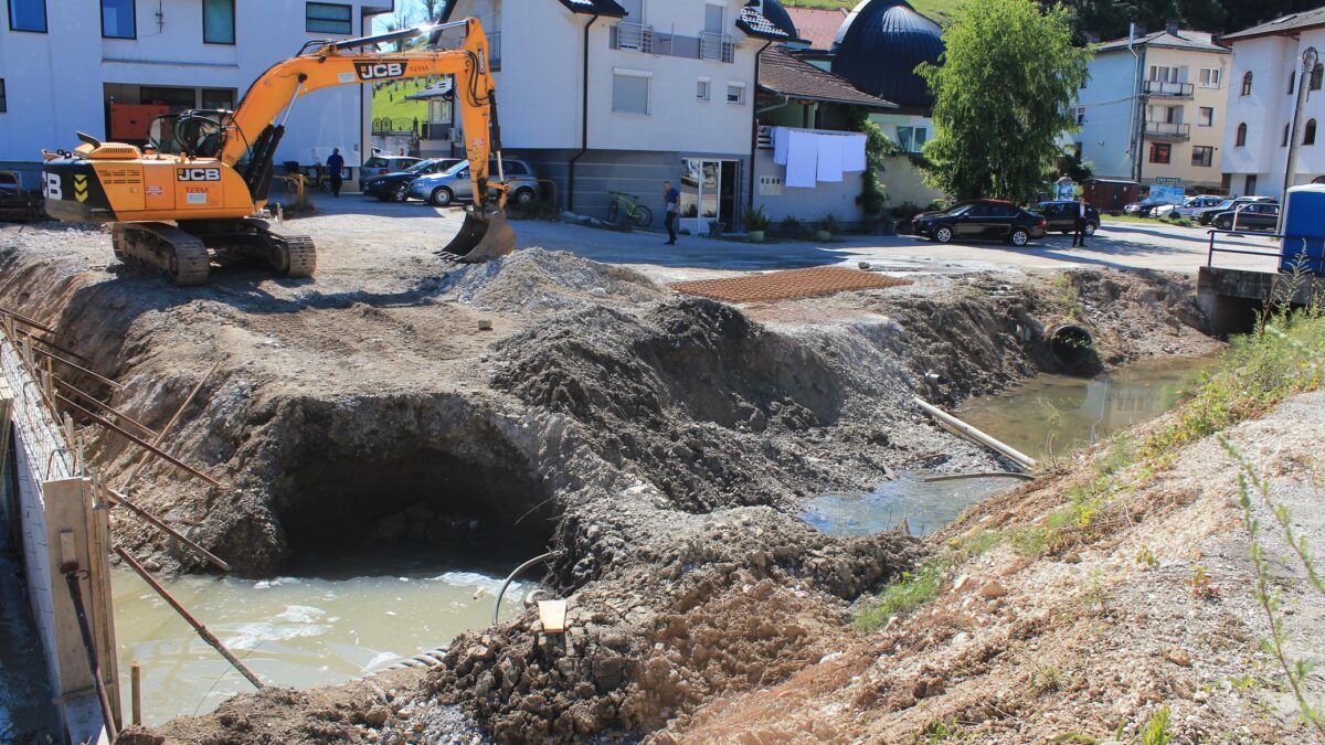 POČINJU RADOVI  I  NA IZGRADNJI KRUŽNOG TOKA
