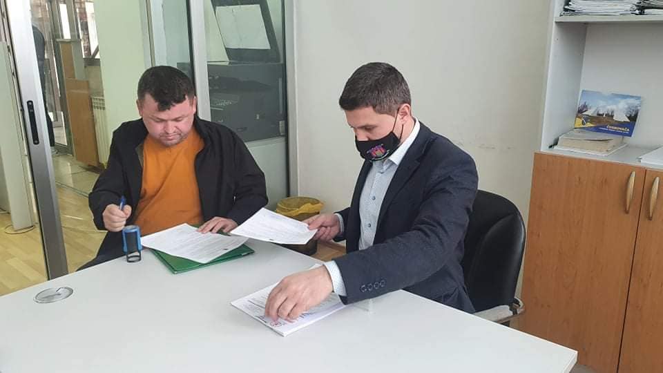 OPĆINSKI NAČELNIK POTPISAO SPORAZUM O SUFINANSIRANJU PROJEKTA „PRISTUPAČAN PREVOZ ZA OSBE SA INVALIDITETOM OPĆINI BUŽIM“