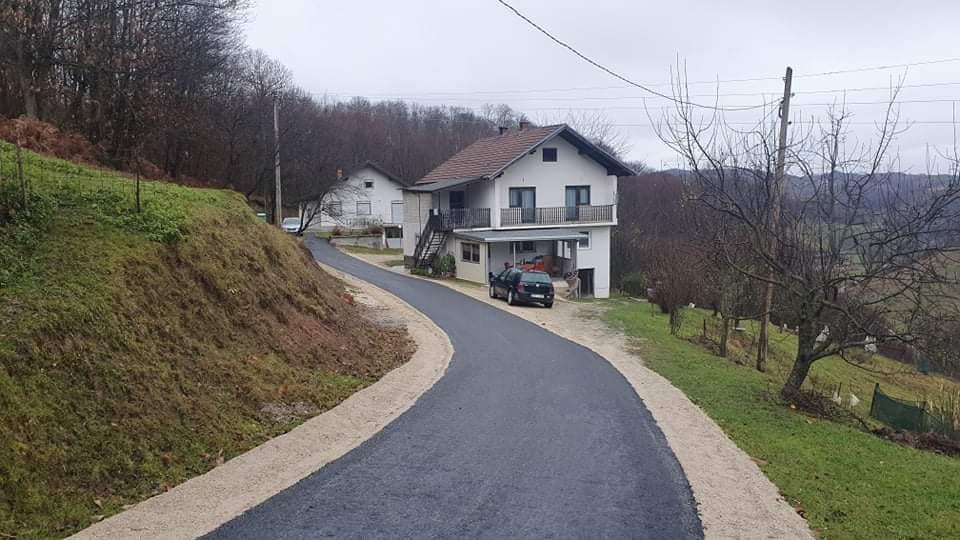 ASFALTIRAN PUT ELKASOVIĆI-DRAGE-JUSIĆA KORITA