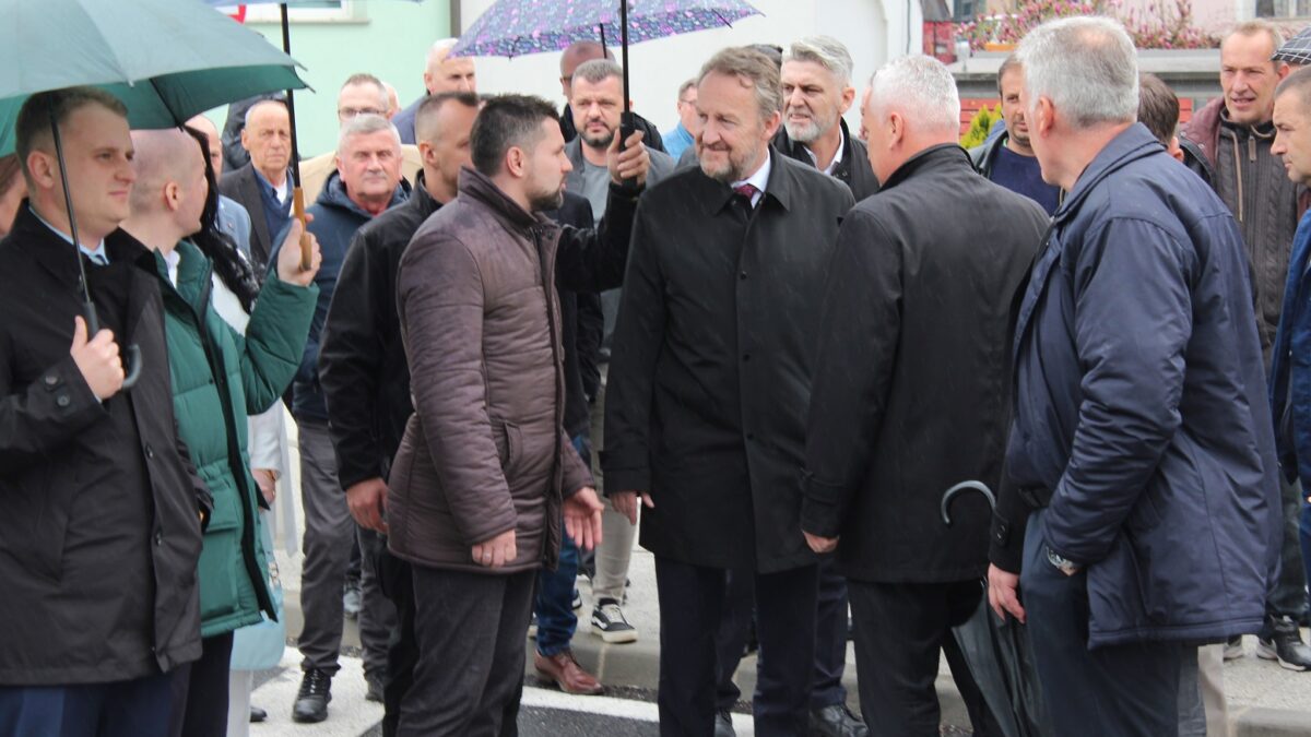 VIŠE OD POLA MILIONA MARAKA ZA INFRASTRUKTURNE PROJEKTE OD VLADE FEDERACIJE