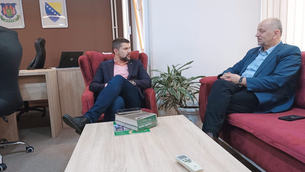 DIREKTOR MEDERESE NA PRIJEMU KOD OPĆINSKOG NAČELNIKA