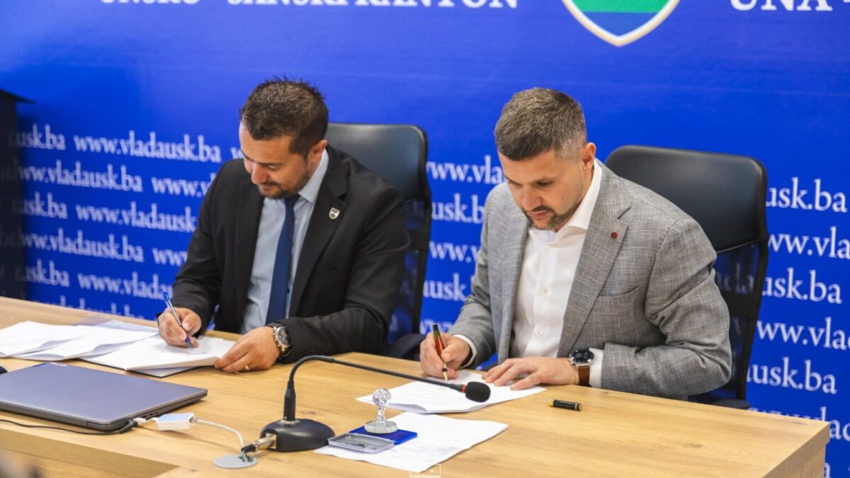 NAČELNIK MERSUDIN NANIĆ POTPISAO UGOVOR VRIJEDNOSTI 200.000 KM ZA IZGRADNJU DJEČIJEG VRTIĆA