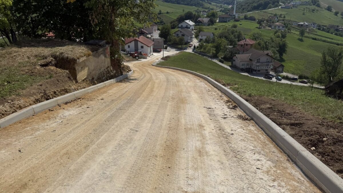 ASFALTIRAN NEKATEGORISANI PUT ALIČIĆI-RADOSTOVO