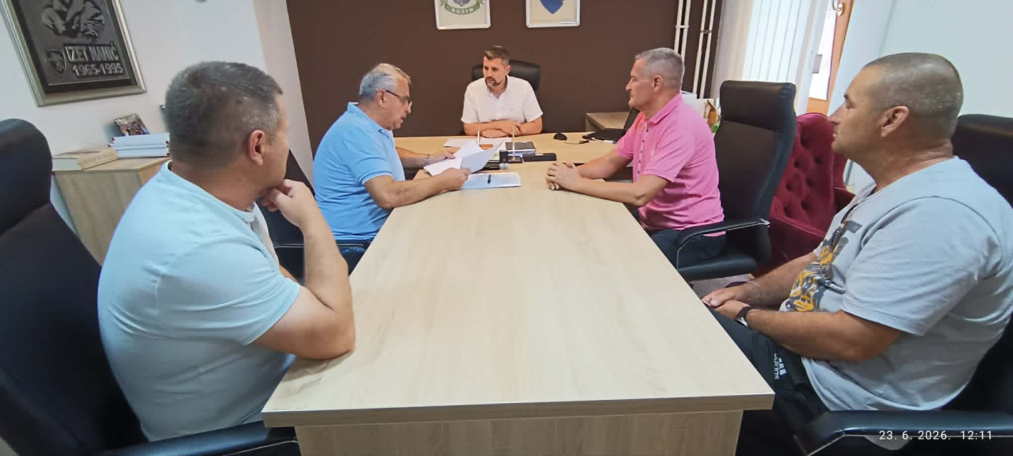 POTPISAN UGOVOR ZA IZGRADNJU ŠEHIDSKOG OBILJEŽJA NA LUBARDI