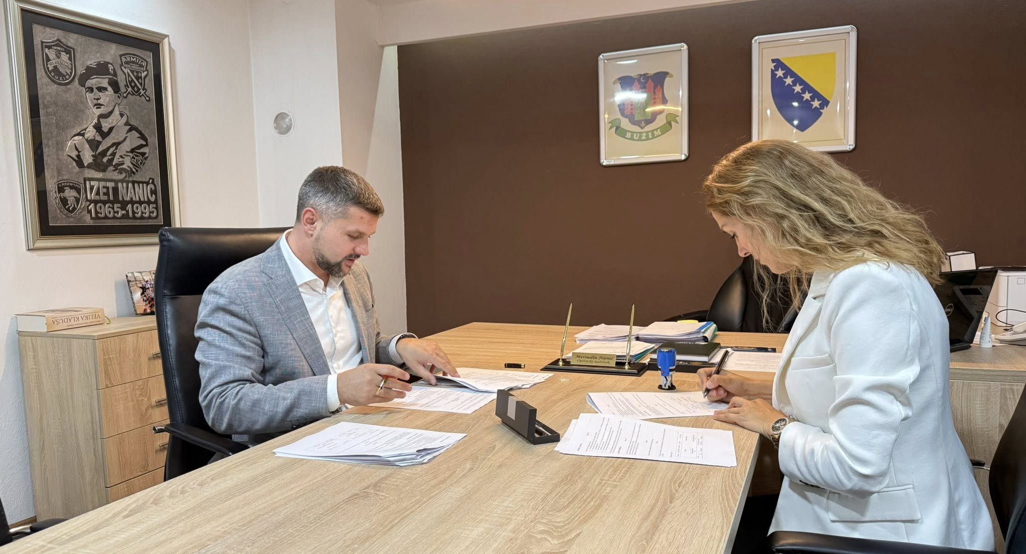 POTPISANI UGOVORI ZA IZGRADNJU DVA PUTNA PRAVCA