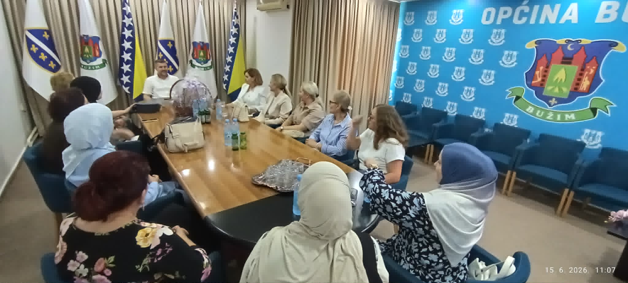NAČELNIK ORGANIZOVAO PRIJEM ZA ČLANICE GRADSKOG ŽENSKOG HORA